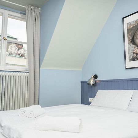 Palais Palffy Suits Vienna Exterior photo