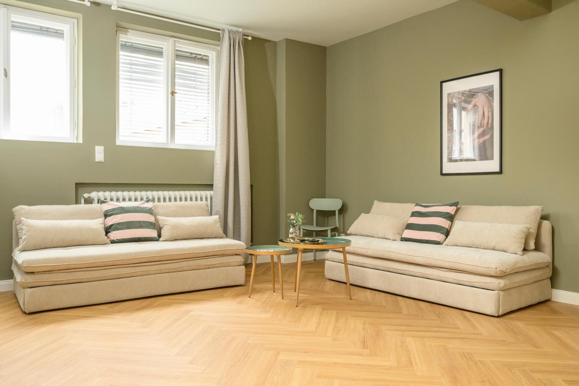 Palais Palffy Suits Vienna Exterior photo