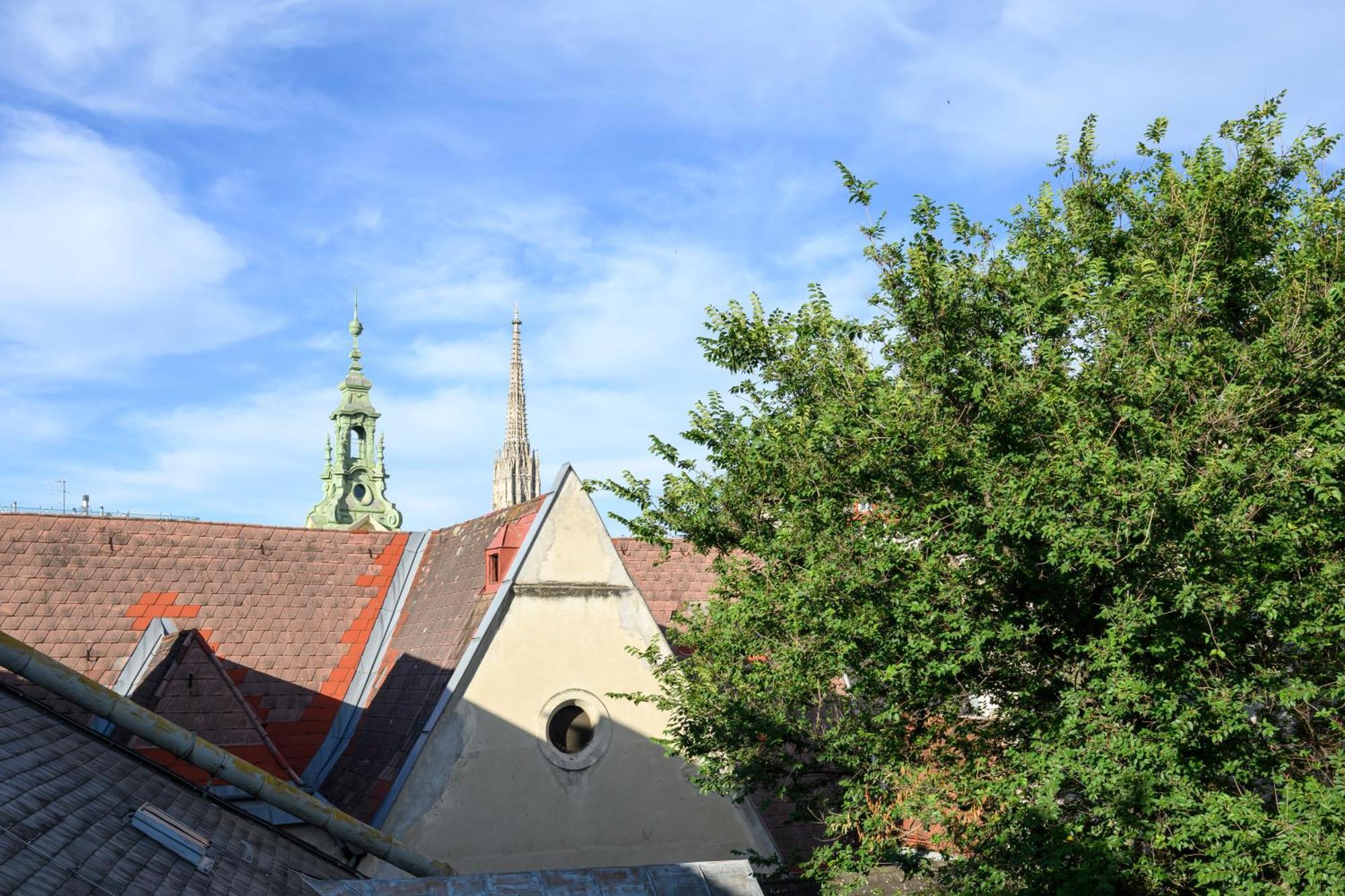 Palais Palffy Suits Vienna Exterior photo